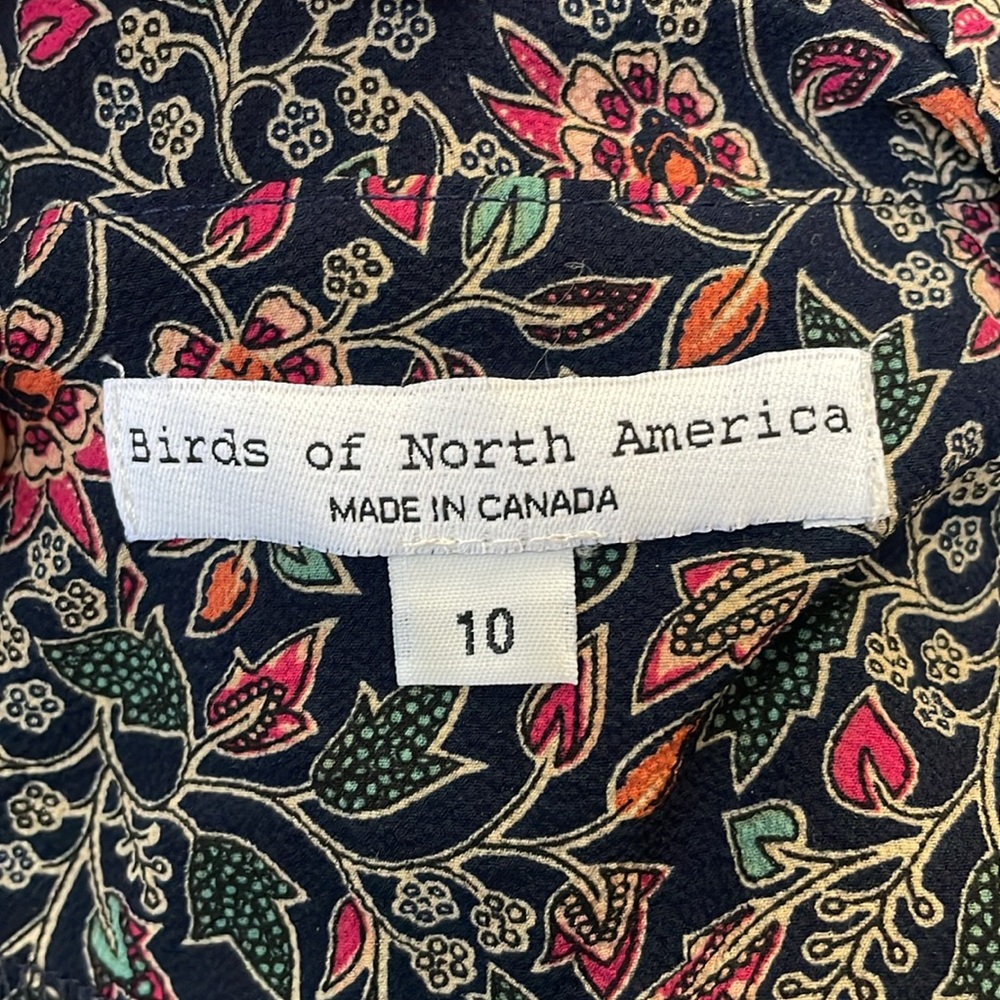 Birds of North America Ibis Blouse - Picture 5 of 7